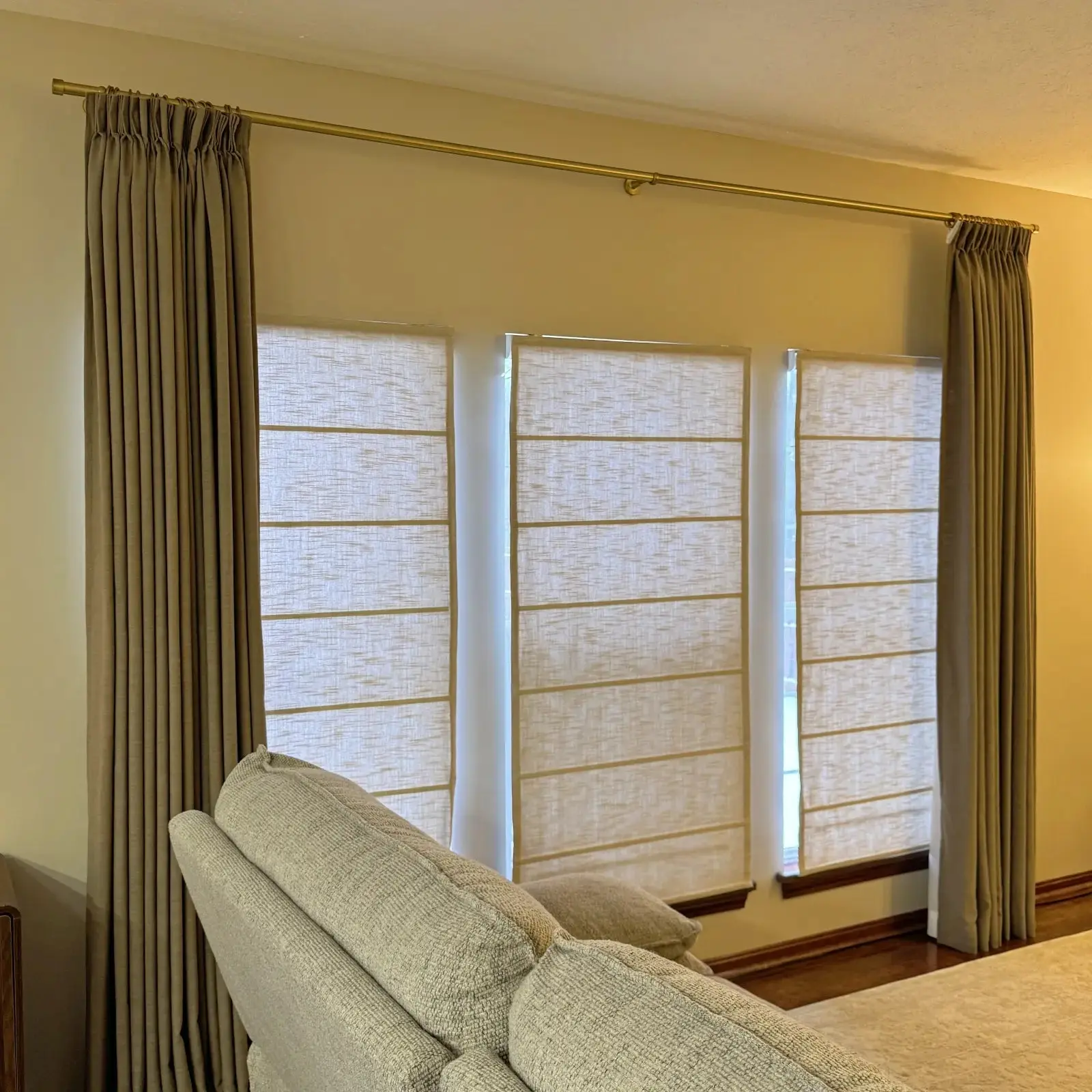 Arno Single Decorative Curtain Rod with Rings - Image 38