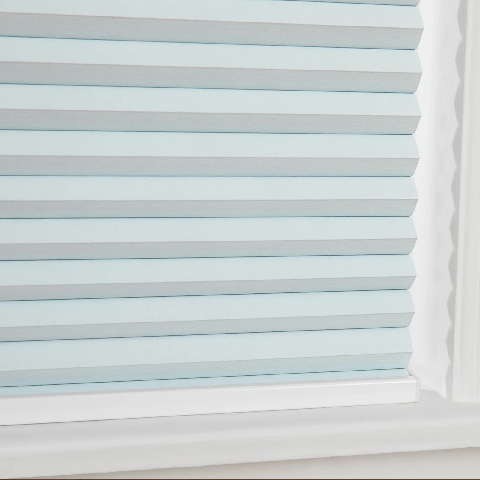 Aura Blackout Cellular Window Shades Cordless - Image 16