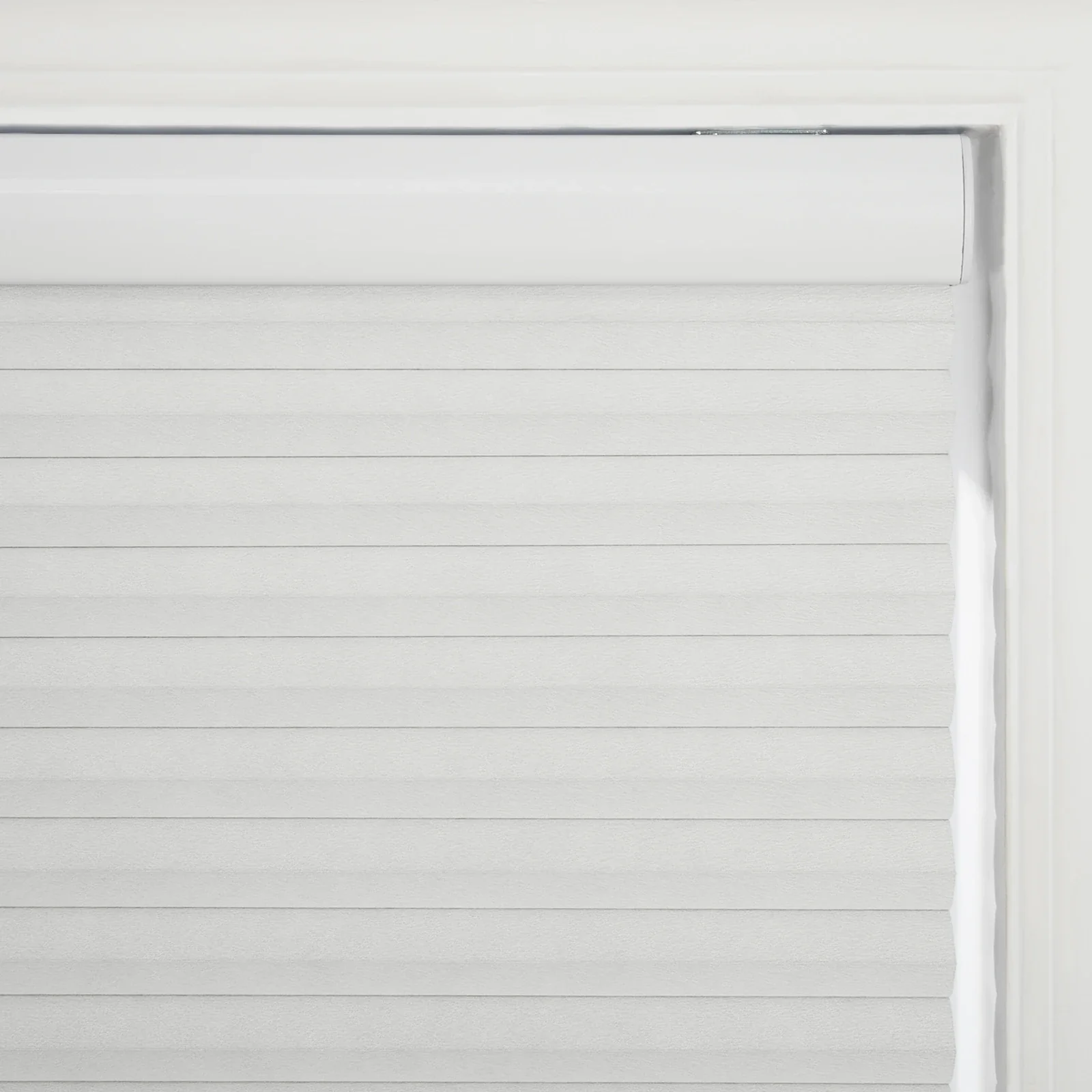 Aura Blackout Cellular Window Shades Cordless - Image 2