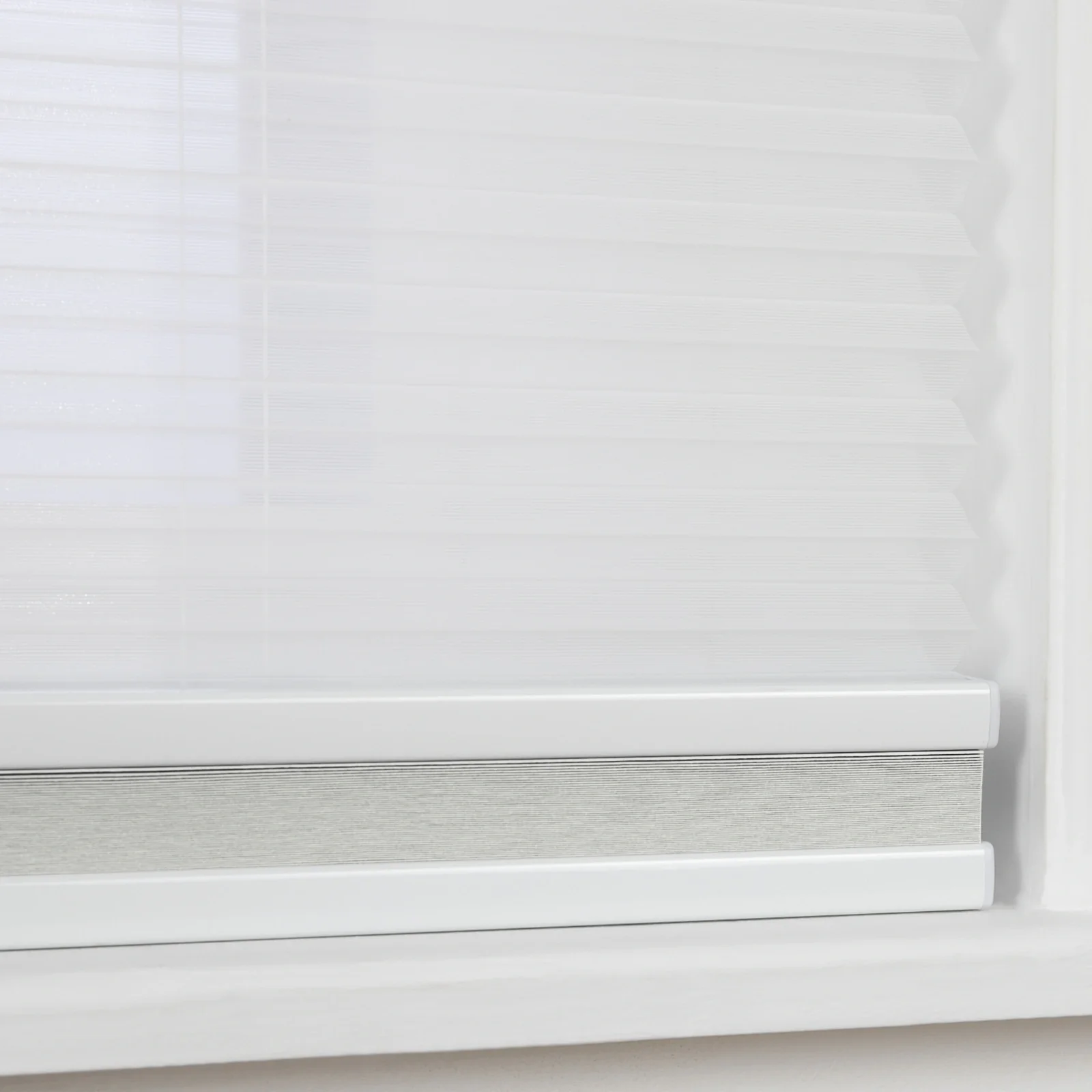 Aura Day Night Blackout Cellular Shades Cordless - Image 19