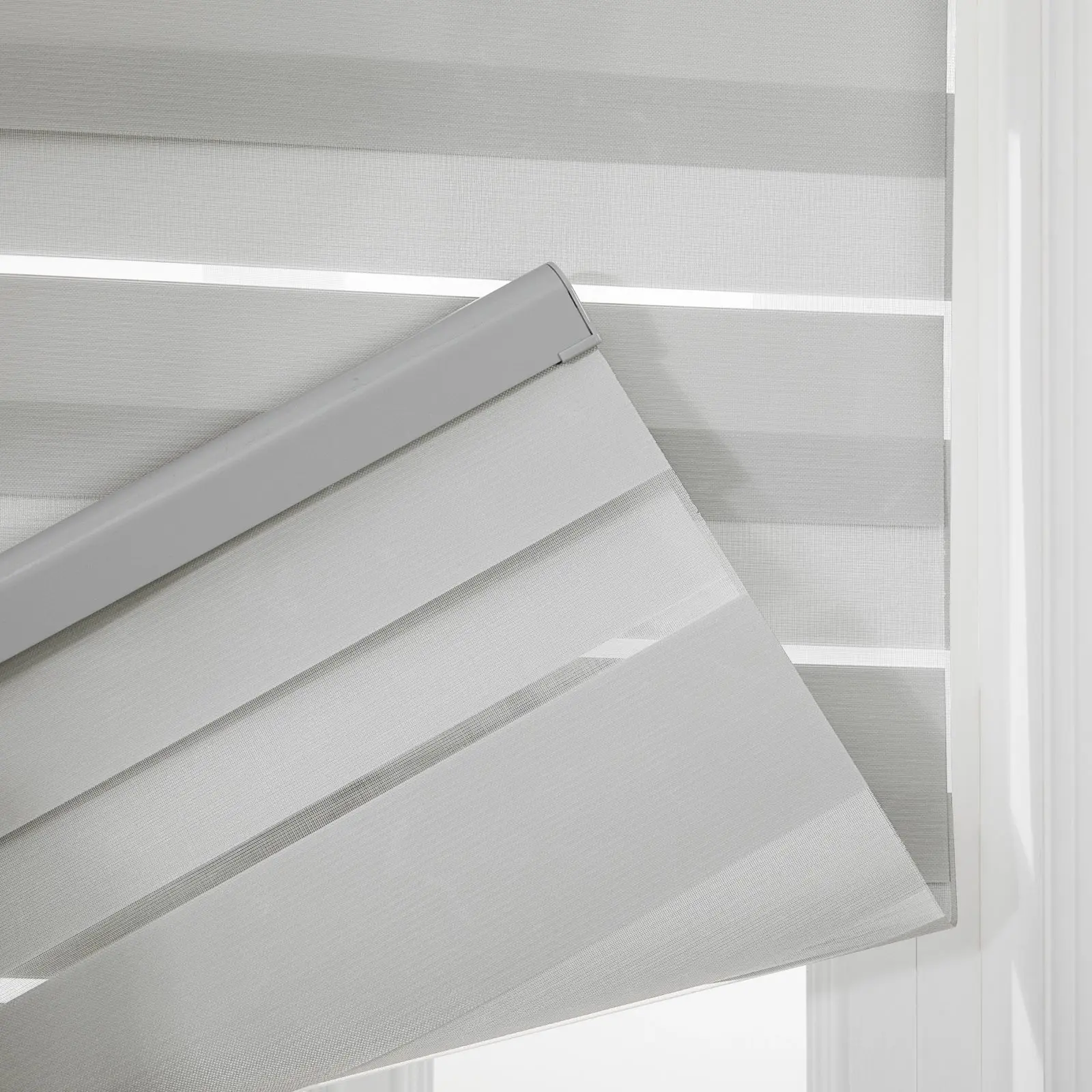 Brio Blackout Zebra Shade Cordless - Image 22